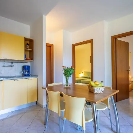 Residenza Agrifoglio-11 By Interhome Nyaraló Luino